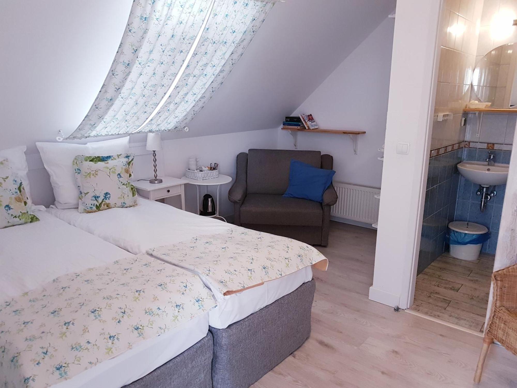 Folwark Leszczynowka Villa Srebrna Góra Стая снимка