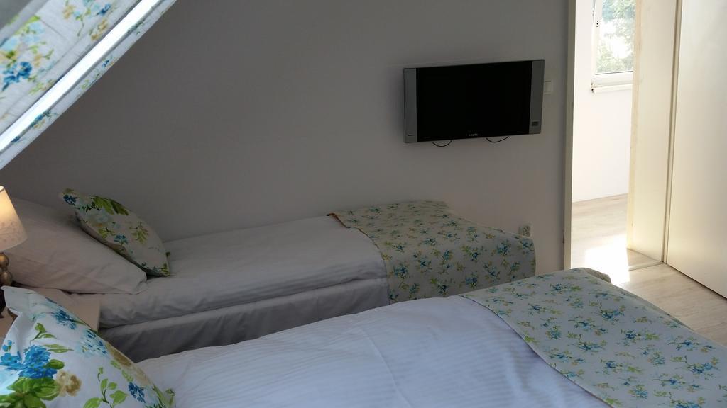 Folwark Leszczynowka Villa Srebrna Góra Стая снимка